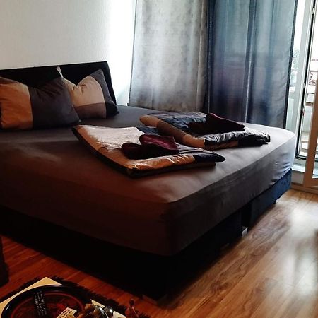 Tolle Private 2-Zimmer Wohnung Im Szene Bezirk Berlin-Friedrichshain Экстерьер фото