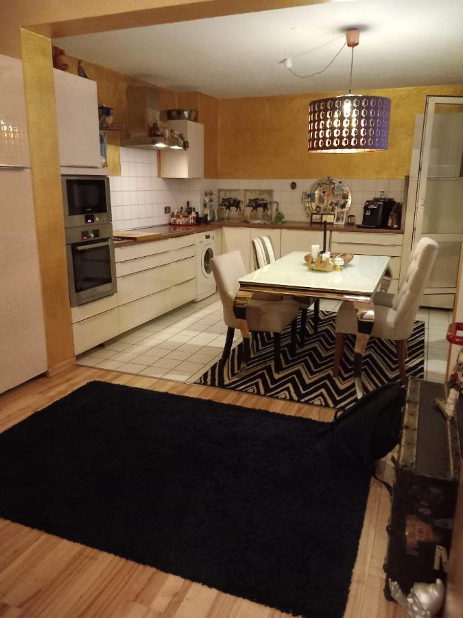 Tolle Private 2-Zimmer Wohnung Im Szene Bezirk Berlin-Friedrichshain Экстерьер фото